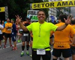 Advogado do Clube de Corrida dos Advogados CAA/SE completa a corrida de São Silvestre