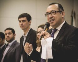 Curso de Ingresso à Advocacia coloca em debate sociedade de advogados, regime tributário, e contrato de honorários