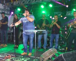 A festa continua na AABB com a banda Rojão Diferente