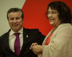 Pelo fim da violência contra a mulher: presidente da OAB/SE adere à Campanha do Laço Branco