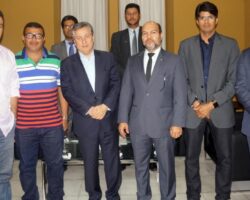 OAB recebe lideranças do movimento Polícia Legal