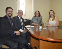Presidente da CAASE recebe visita de representantes da OAB Prev