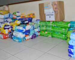 CAASE arrecada mais de 200 pacotes de fraldas geriátricas para idosos do SAME