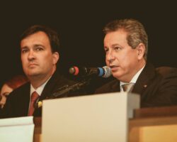 “Nós, advogados, temos a responsabilidade social de reagir à afronta à cidadania e à Constituição“, defende presidente da OAB/SE