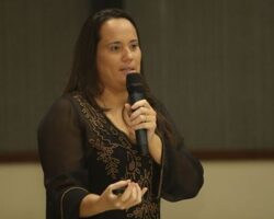 Palestra e troca de experiências marcam segundo dia da I Conferência da Mulher