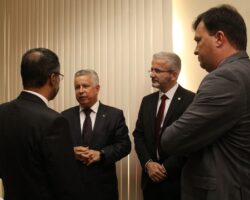 PRERROGATIVAS: ACESSO AOS MAGISTRADOS