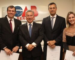 Presidente da OAB/SE empossa membros da Comissão para a Reforma Eleitoral Partidária