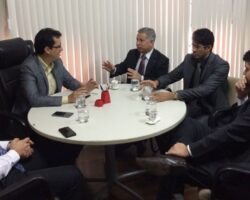 Sejuc garante à OAB fim das revistas vexatórias nos presídios