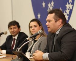 Workshop debate precedentes obrigatórios em matéria tributária