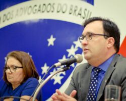 Reunião com bacharéis conclama futura advocacia à manutenção do Estado Democrático