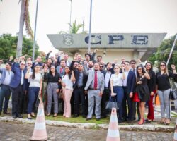 Em defesa das prerrogativas, OAB/SE realiza desagravo público em frente ao COPE