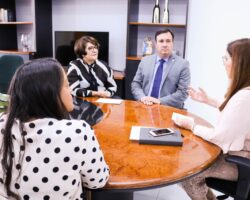 OAB se reúne com TRT20 para discutir pautas da advocacia e ações contra ameaça de extinção da Justiça do Trabalho