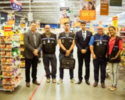 OAB/SE inicia ações alusivas à Semana Nacional do Consumidor com fiscalização em supermercado