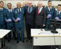 OAB participa de homenagem a bombeiros