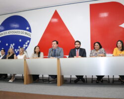 Reunião com bacharéis conclama futura advocacia à defesa do fortalecimento da OAB