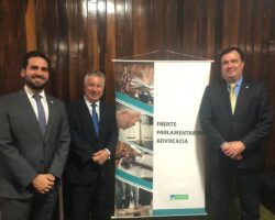 Presidente da OAB/SE participa do lançamento da Frente Parlamentar da Advocacia