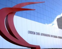 Sociedade unipessoal de advocacia deve ter tratamento tributário de pessoa jurídica