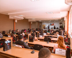 OAB realiza entrega de credenciais a 35 novos advogados e advogadas