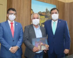 Presidente da OAB/SE recebe visita de cortesia do presidente do CREA