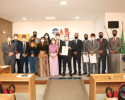 Diretorias da ESA e de Comissões Temáticas são empossadas na OAB/SE