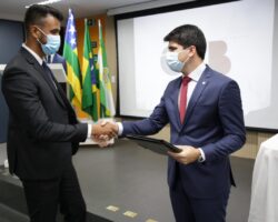 Solenidade de Compromisso da OAB Sergipe promove a entrega de 17 carteiras na Regional de Glória