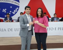 Em Solenidade de Compromisso, OAB/SE entrega 23 carteiras profissionais aos jovens advogados na Caixa de Assistência dos Advogados de Sergipe