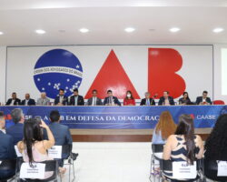 Em Solenidade de Compromisso, OAB/SE entrega 70 carteiras aos novos membros da Ordem