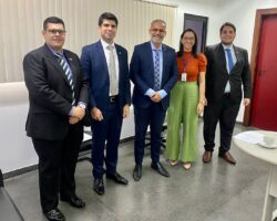 Presidente da OAB/SE visita juiz da 2ª vara cível da comarca de Propriá