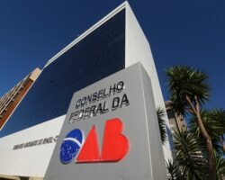 Alexandre de Moraes atende OAB e assegura visita de advogados a Jefferson