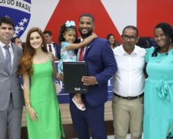 Solenidade de entrega de carteiras da OAB/SE é marcada pelo compromisso com a defesa das liberdades