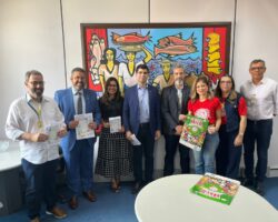 OAB/SE firma parceria com os Correios e adota 500 cartinhas de Natal