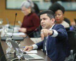 O alvo é a advocacia, mas o ataque é à democracia