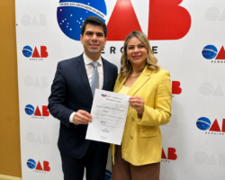 Vice-presidente Edênia Mendonça assume interinamente a presidência da OAB/SE